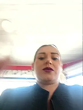 Snapshot of cataleyamyst chatting on February 9, 5:39 pm cataleyamyst online show from February 9, 5:39 pm