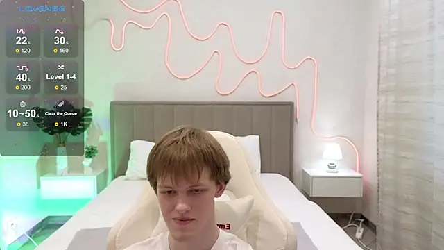 Fakeangel87 online show from November 4, 9:08 am