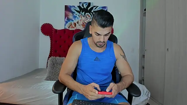 axelwinters   online show from December 5, 6:59 pm