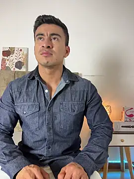 Chris Clarck online show from December 2, 7:53 pm