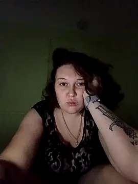 Snapshot of Rosytta chatting on October 31, 11:17 pm Rosytta online show from October 31, 11:17 pm