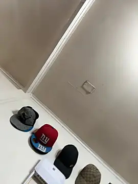 Snapshot of Elpichulotote20 chatting on November 3, 2:24 am Elpichulotote20 online show from November 3, 2:24 am