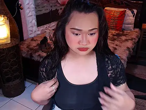 XxgiganticoliviacummerxX online show from February 8, 12:08 pm