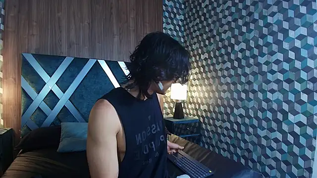 James Morrisonm online show from December 22, 8:17 pm