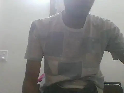 Snapshot of Bull_Dick_69 chatting on November 7, 12:16 pm Bull Dick 69 online show from November 7, 12:16 pm