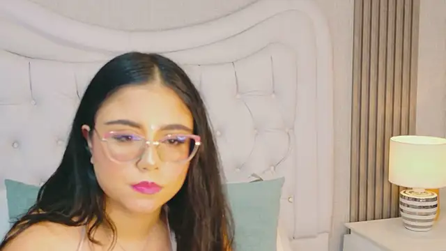 ScarlettPetrova online show from April 15, 12:56 pm