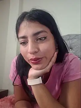 Snapshot of GISELLA__ chatting on February 6, 12:52 pm GISELLA online show from February 6, 12:52 pm