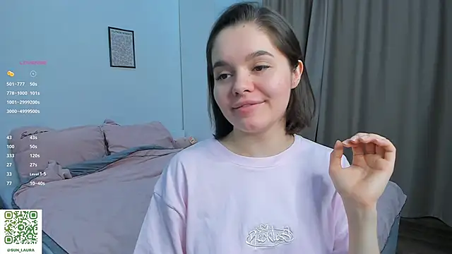 Xo Laura online show from March 5, 6:48 pm