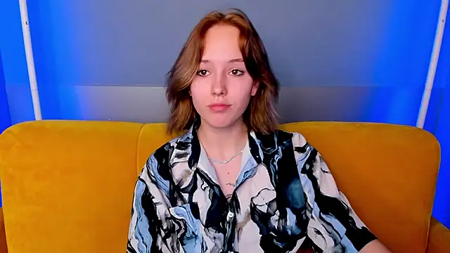 RikkiChoco online show from November 18, 8:19 am