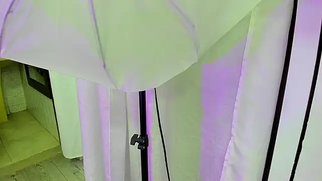 kendra london online show from March 9, 11:14 am