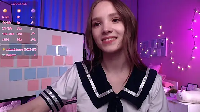 Snapshot of Adria_Arjona chatting on May 10, 7:46 am Adria Arjona online show from May 10, 7:46 am