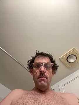 bigdaddyandqueenn online show from February 12, 7:42 pm