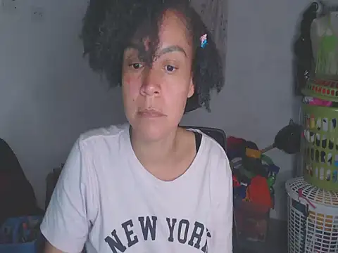 shayna cute online show from May 15, 2:29 am