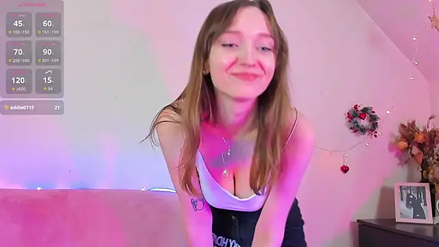 TinyMuse  online show from January 10, 11:56 am