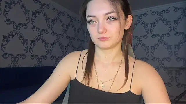 TwotyBright online show from February 3, 6:22 am