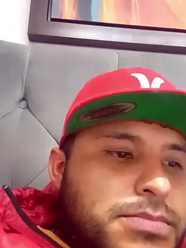 Snapshot of KARNEs24666 chatting on January 14, 4:18 am KARNEs24666 online show from January 14, 4:18 am