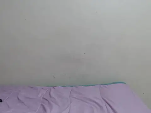 SexyLipss  online show from February 13, 6:59 pm