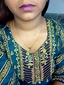 Neha533 online show from February 6, 8:23 pm