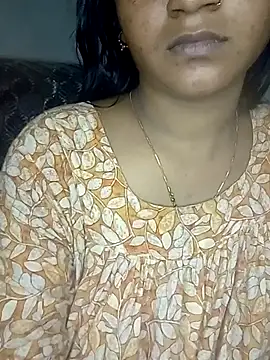 Snapshot of Neha533 chatting on April 18, 6:45 pm Neha533 online show from April 18, 6:45 pm