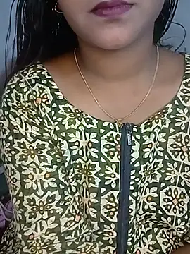 Snapshot of Neha533 chatting on June 12, 6:40 pm Neha533 online show from June 12, 6:40 pm
