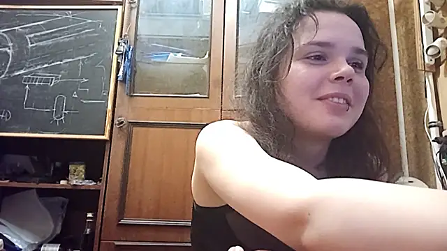 Snapshot of RosaleeSwint chatting on November 3, 10:10 pm RosaleeSwint online show from November 3, 10:10 pm