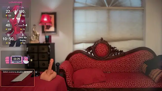 ChrisTinaBruce online show from March 17, 2:09 pm