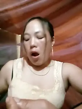 Snapshot of Sara_pusyy chatting on May 18, 5:02 am Sara pusyy online show from May 18, 5:02 am