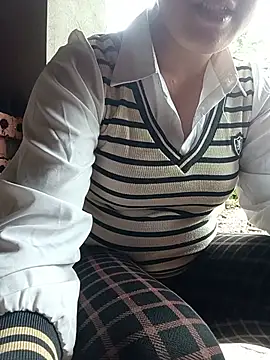 Snapshot of Sara_pusyy chatting on July 9, 8:29 am Sara pusyy online show from July 9, 8:29 am