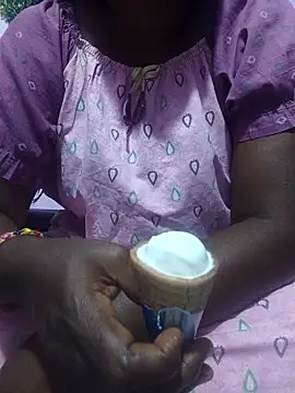 hyd couple7878 online show from April 10, 3:28 pm