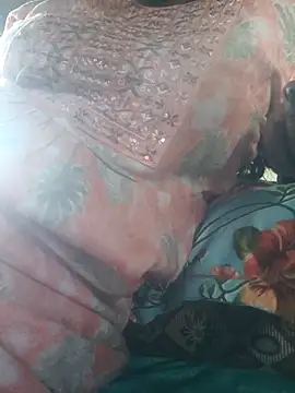 hyd couple7878 online show from April 16, 10:27 am