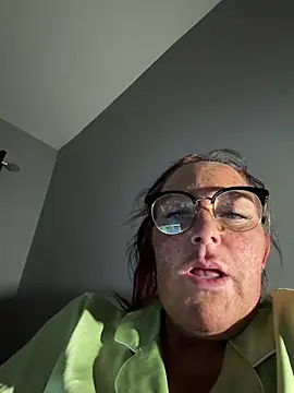 Snapshot of Angel-LinaX chatting on February 1, 9:57 pm Angel-LinaX online show from February 1, 9:57 pm