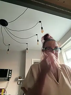 Snapshot of Angel-LinaX chatting on June 17, 8:10 pm Angel-LinaX online show from June 17, 8:10 pm