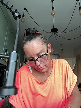 Snapshot of Angel-LinaX chatting on June 18, 7:18 pm Angel-LinaX online show from June 18, 7:18 pm