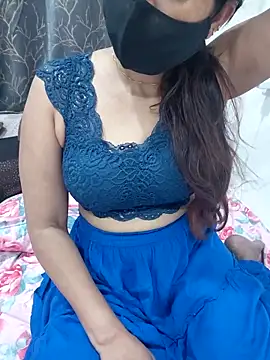 Aarti909090 online show from April 12, 6:24 pm