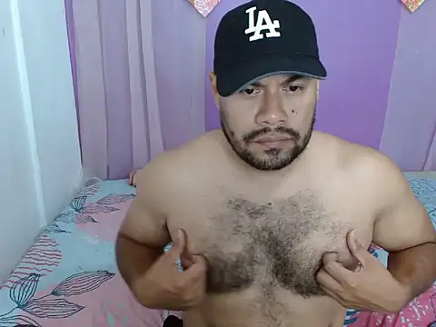 Snapshot of Ramses_36 chatting on November 14, 1:15 am Ramses 36 online show from November 14, 1:15 am