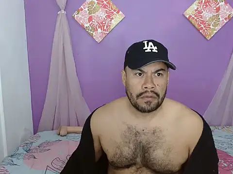 Snapshot of Ramses_36 chatting on November 15, 12:45 pm Ramses 36 online show from November 15, 12:45 pm