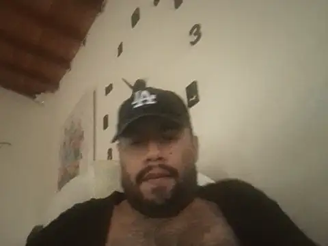 Snapshot of Ramses_36 chatting on November 30, 1:48 pm Ramses 36 online show from November 30, 1:48 pm