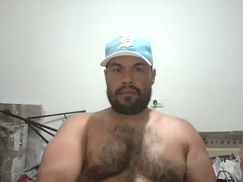 Snapshot of Ramses_36 chatting on April 5, 2:42 am Ramses 36 online show from April 5, 2:42 am