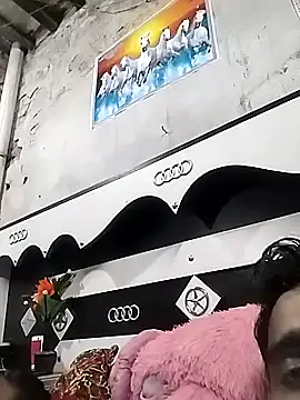 Snapshot of Hot-Couple26 chatting on November 6, 5:58 pm Hot-Couple26 online show from November 6, 5:58 pm