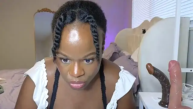 Snapshot of ladiosa_selene chatting on November 3, 10:42 pm ladiosa selene online show from November 3, 10:42 pm