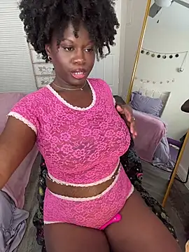 Snapshot of ladiosa_selene chatting on July 16, 6:14 pm ladiosa selene online show from July 16, 6:14 pm