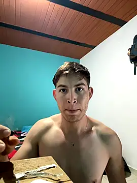 AlexanderBianchi2 online show from November 8, 1:00 pm