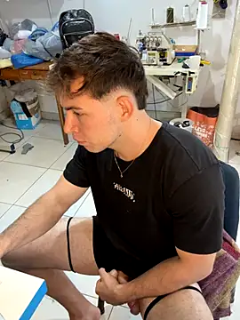 AlexanderBianchi2 online show from December 1, 10:15 pm