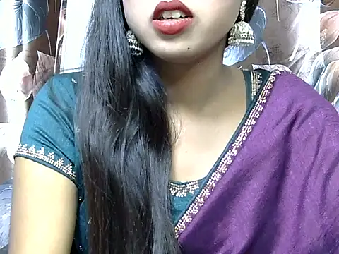 Snapshot of hottest_mahi chatting on November 3, 4:19 pm hottest mahi online show from November 3, 4:19 pm