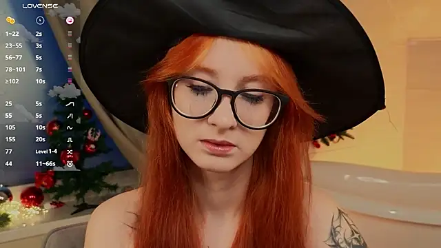 WICKEDEMBER online show from December 2, 1:55 am