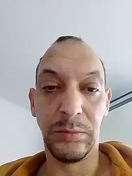 Snapshot of Yraaaar chatting on November 3, 6:14 am Yraaaar online show from November 3, 6:14 am