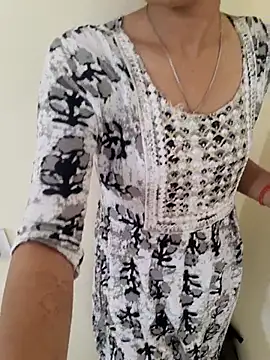 Snapshot of Neha_rani78 chatting on November 30, 3:54 am Neha rani78 online show from November 30, 3:54 am