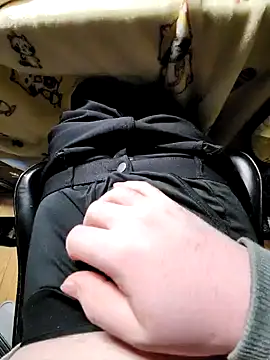 yuyuyu23565 online show from November 22, 7:07 am