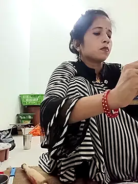 Sanjna babby online show from April 11, 11:14 am