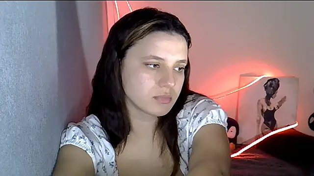 KiraHoney online show from February 12, 7:31 pm